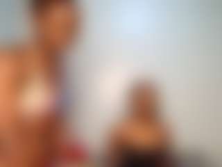 Live cam show with Niya - Tease on Camsoda