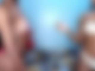 Live cam show with Niya - Black Petite on Soda Cam