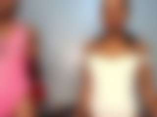Live cam show with Niya - Skinny on madthumbs