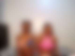 Live cam show with Niya - Facial Piercings on Camsoda