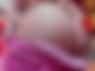 Live cam show with Annie - Young Adult on SinfulBabes