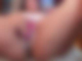 Live cam show with Annie - Middle Aged on CSO-WL