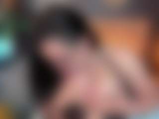 Live cam show with Annie - Curvy on CamwithHer