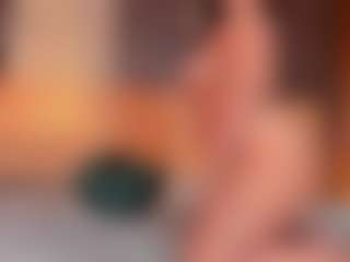Live cam show with Annie - Fetish MILF on fuck-show.com