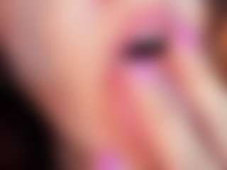 Live cam show with Annie - Foot Fetish on SpunkLive
