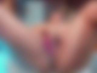 Live cam show with Annie - BBW MILF on Camsoda
