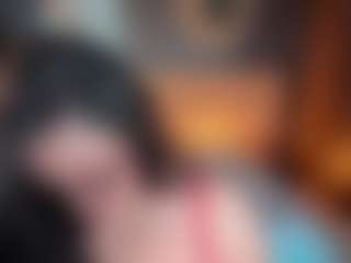 Live cam show with Annie - Anal on CamClone