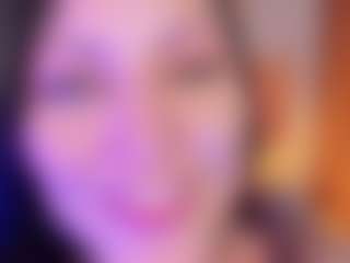 Live cam show with Annie - Italian Mature on StripNow | colombia