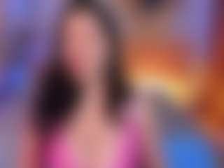 Annie MILF webcam performer live streaming
