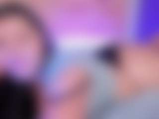 Live cam show with Annie - Curvy MILF on SpankPalCams