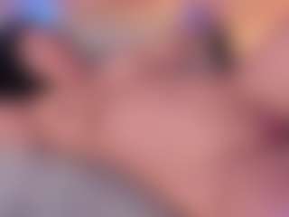 Live cam show with Annie - Italian Young Adult on Free Soda | colombia