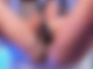 Live cam show with Annie - Spy Mature on CamwithHer