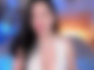 Live cam show with Annie - Mature on Dolls Live