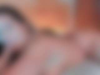 Live cam show with Annie - BBW on AdultVida.com