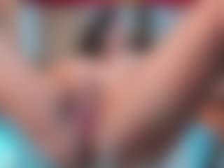 Live cam show with Annie - Erotic Dance on AdultVida.com
