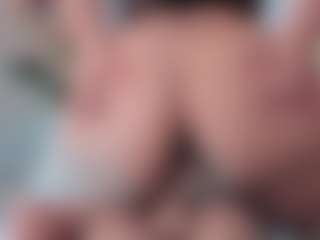 Live cam show with Annie - Handjob on sexylivex.com