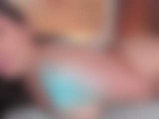 Live cam show with Annie - Tittyfuck on anonymated.com