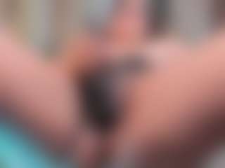 Live cam show with Annie - Big Tits Blowjob on googirlz