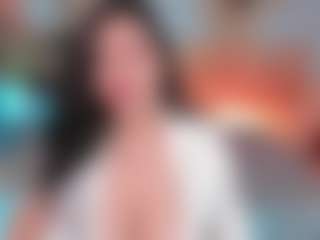 Live cam show with Annie - Interactivetoy Mature on https://playwithruby.com