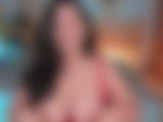 Spettacolo in cam dal vivo con Annie - Chubby Curvy su Camsoda