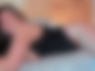 Live cam show with Annie - Grandes Tetas on camgirlchat.live