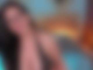 Live cam show with Annie - Brown Eyes Mature on Camsoda