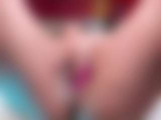 Live cam show with Annie - Mature Young Adult on Camsoda