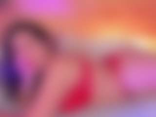 Live cam show with Annie - Tattoos Mature on StripNow