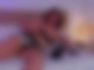 Live cam show with gipsela-gomez - Moaning on Hubzter Live
