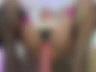 Live cam show with gipsela-gomez - Moaning on Latina Girls