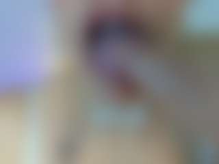 Live cam show with gipsela-gomez - Blonde Hair Toys on Soda Cam