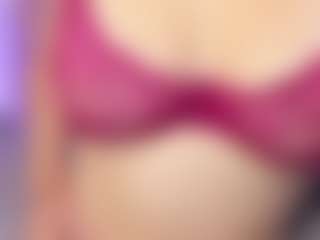 Live cam show with katyClark - Exclusive on luckytryst.com