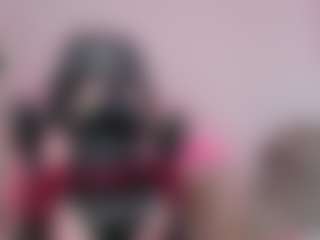 Live cam show with katyClark - Nipple Piercings on xDating