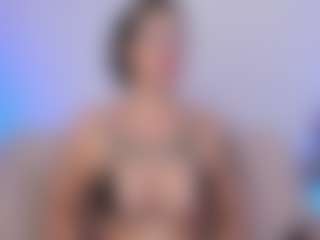 Live cam show with katyClark - Cute on SmokeAndPoke