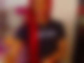 Live cam show with lucianadolll - Spank on eurowanks.com