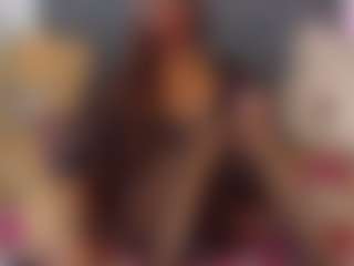 Live cam show with lucianadolll - Lean on Camsoda
