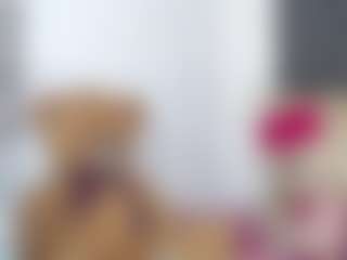 Live cam show with lucianadolll - Brown Eyes on Milfs Live