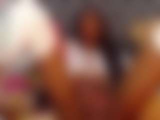 Live cam show with lucianadolll - Lean on Camsoda