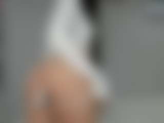 Live cam show with seeyoumin - Average on Camsoda