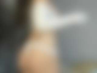 Live cam show with seeyoumin - Average on Camsoda