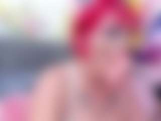 Live cam show with yenisexy - Granny on Camsoda