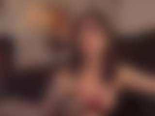 Live cam show with bellalita - Moaning on livesuperchat.net