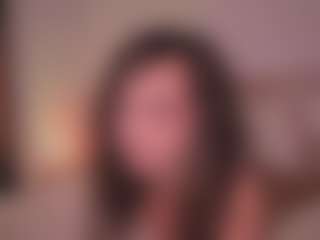 Live cam show with bellalita - Athletic on StripNow