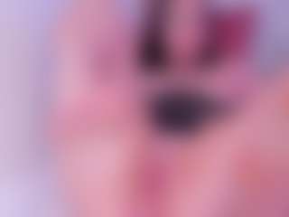 Live cam show with emilyy01 - Glasses on iamadamtest123.com