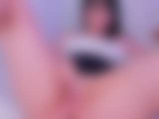emilyy01's Live Sex Cam Show