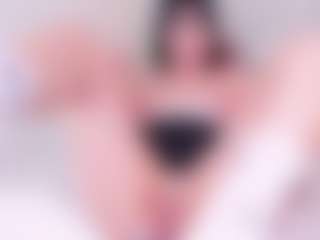 Live cam show with emilyy01 - Shaved on Free Soda