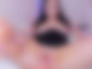 Live cam show with emilyy01 - Shaved on slutload