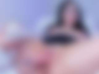 emilyy01's Live Sex Cam Show
