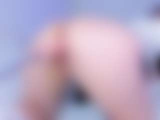 emilyy01's Live Sex Cam Show