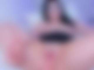 emilyy01's Live Sex Cam Show